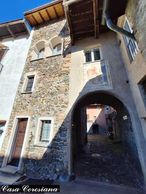 Antica Torre Del Castello Casa Ceresiana Villa Carabietta Kültér fotó